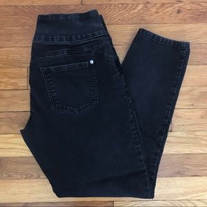 Style & Co distressed black curvy fit jeggings